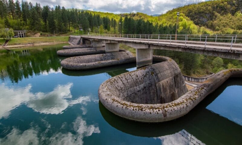 Radoinjsko jezero