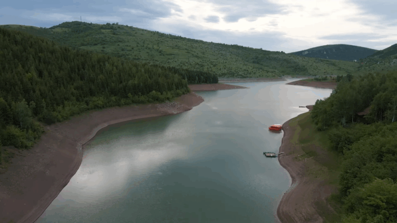 Uvačko jezero